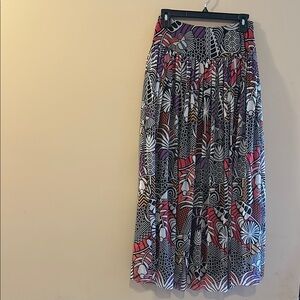 NWOT Farm Rio-Colorful Patterned Women's maxi Skirt